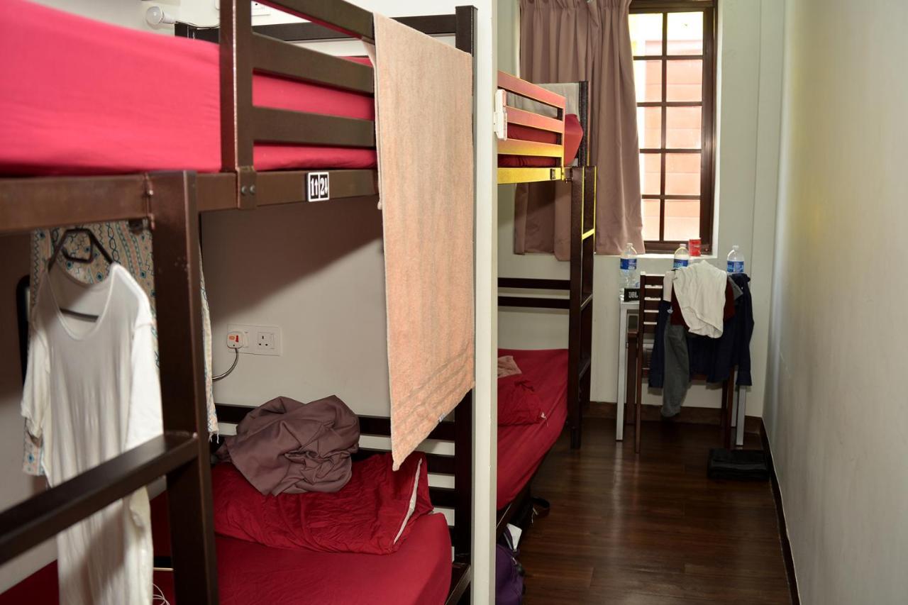 Hostel Dorms Kl 2 *